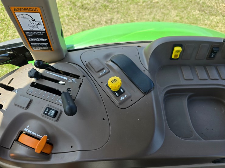 #22600-•-2024-john-deere-5090-tractor-image-68