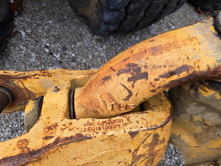 2006-deere-1812c-image-41