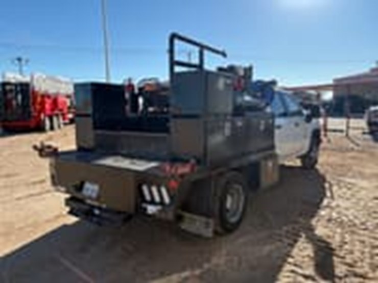 2024-chevrolet-silverado-3500hd-image-6