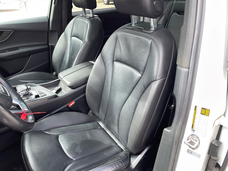 2018-audi-q7-image-47