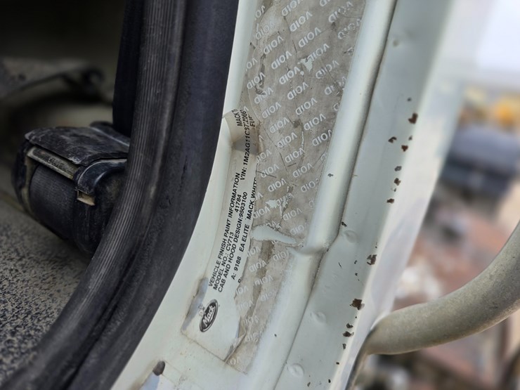 #22590-•-2007-mack-cv713-granite-roll-off-truck-image-38