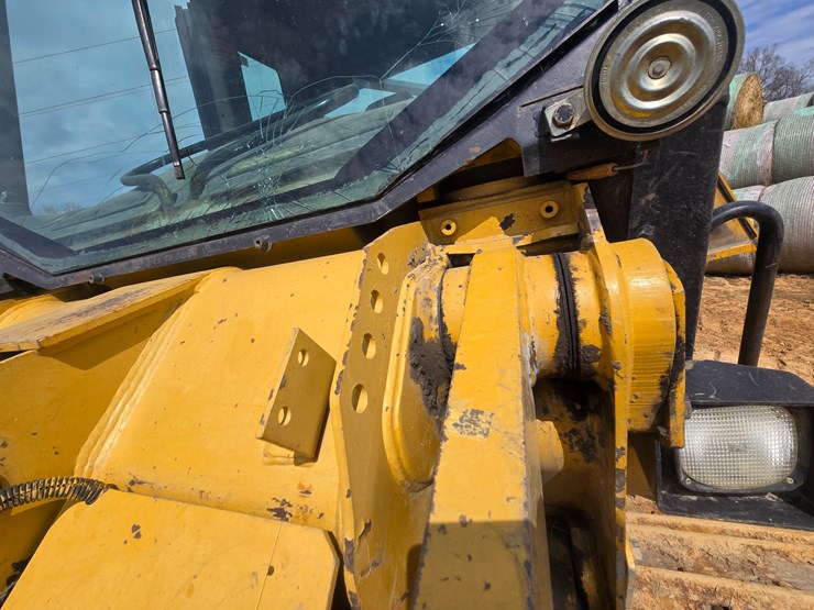 2005-caterpillar-953c-image-92