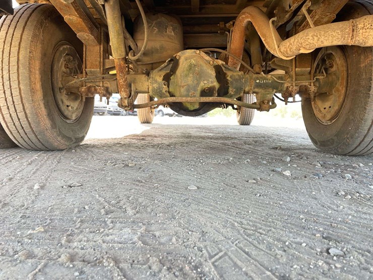 2001-dodge-ram-3500-image-24