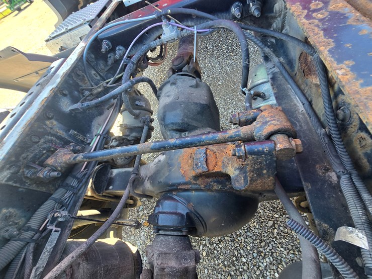 2014-international-prostar-image-95