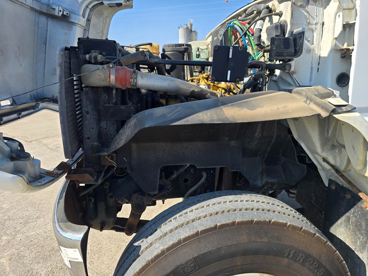 #22520-•-2002-gmc-c7500-dump-truck-image-25