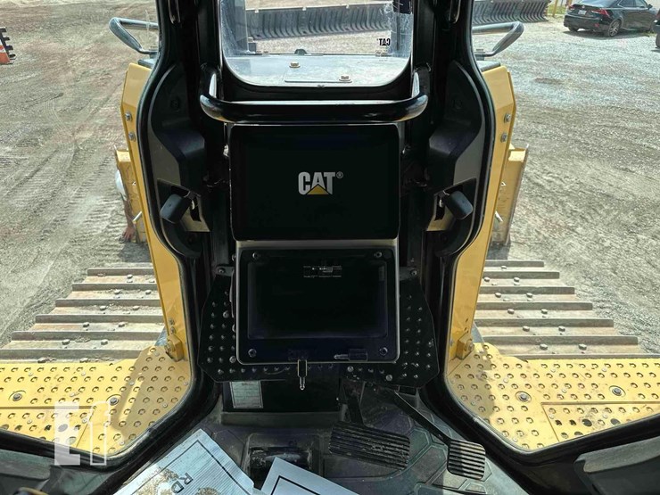 2020-caterpillar-d6-xe-lgp-image-19