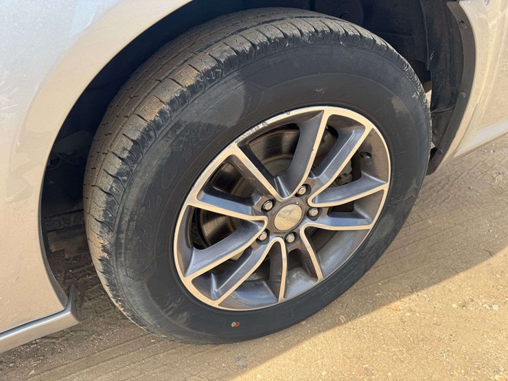 2017-dodge-grand-caravan-sxt-image-26