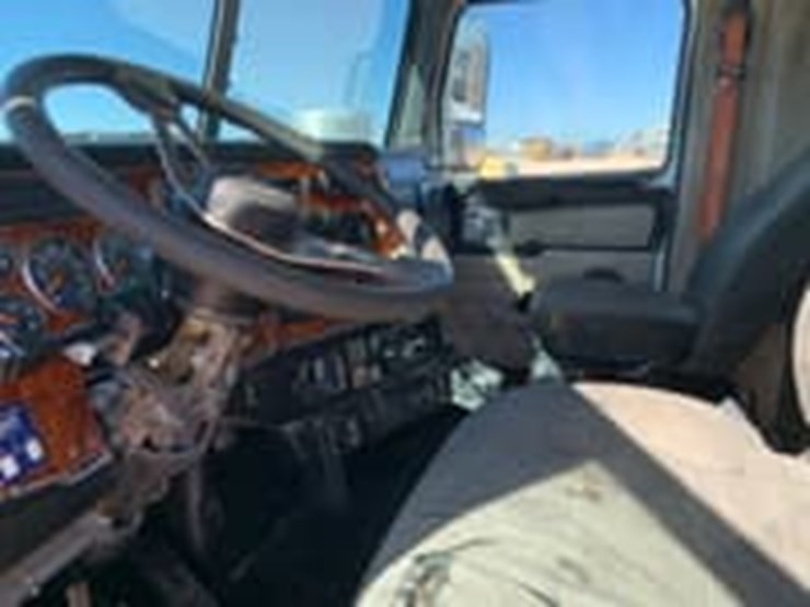 2012-western-star-4900-image-14