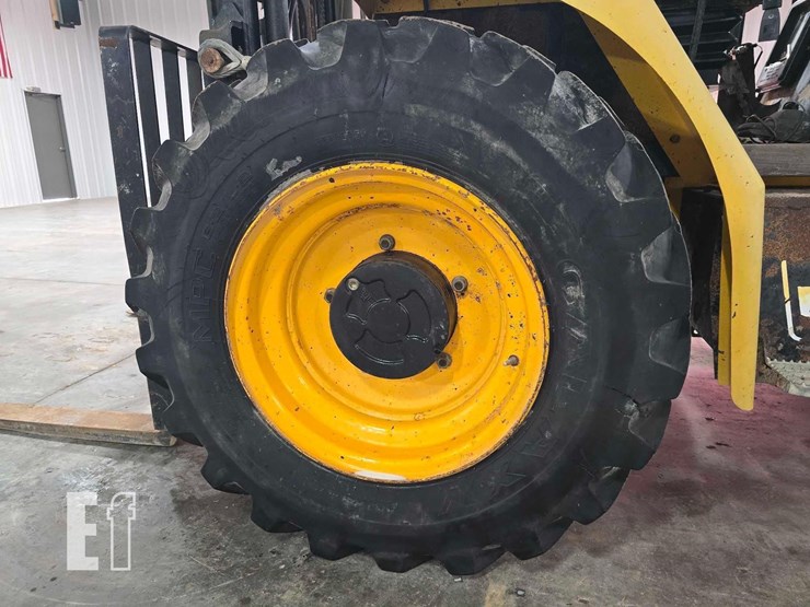 2008-jcb-930-image-21