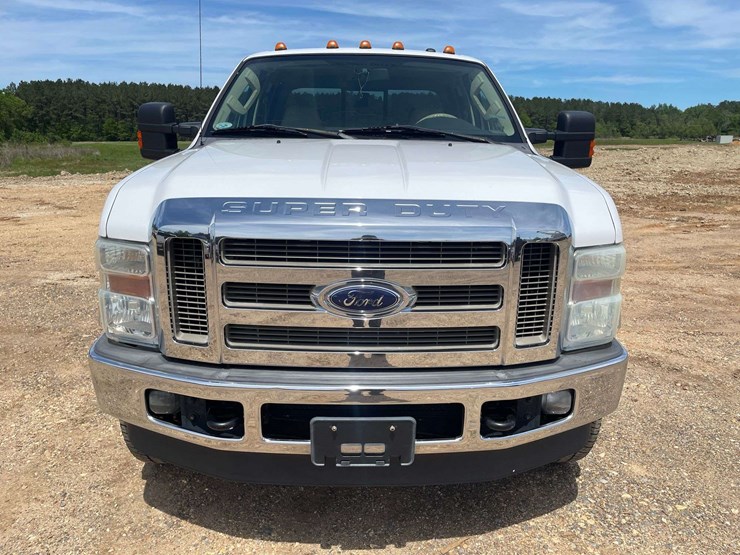 2010-ford-f250-image-5