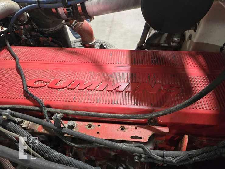 2004-peterbilt-378-image-22