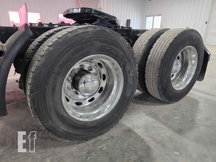 2003-kenworth-t800-image-22