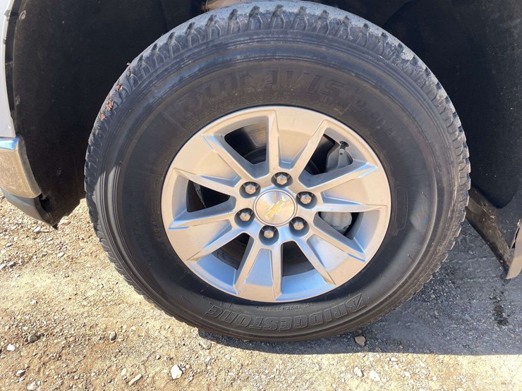 2019-chevrolet-silverado-1500-image-19