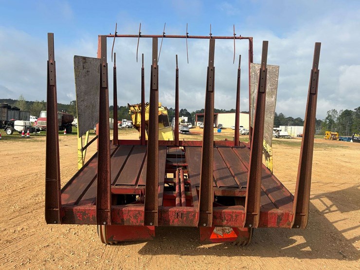 new-holland-1033-image-5