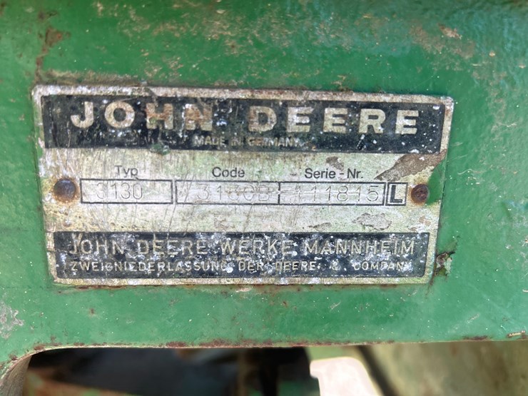 john-deere-3130-image-8