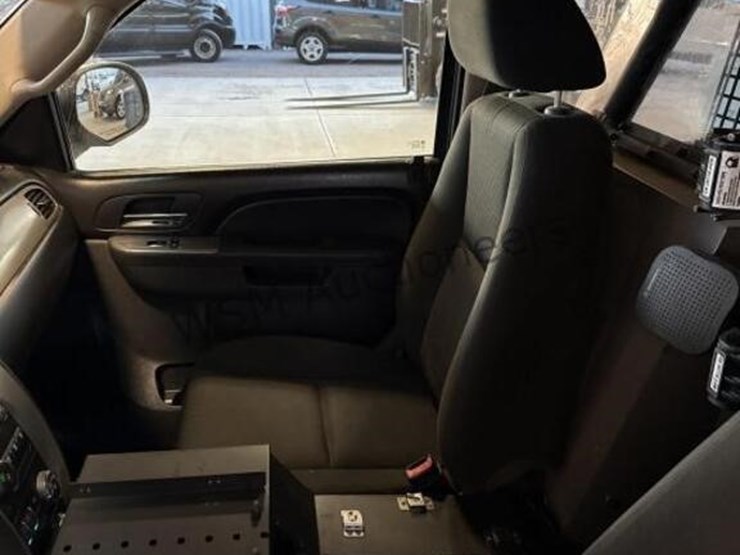 2013-chevrolet-tahoe-image-20