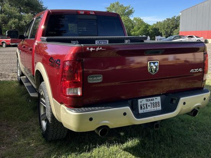 2012-dodge-ram-1500-image-8
