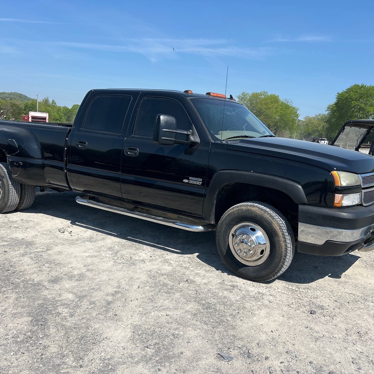 2006 CHEVROLET 3500