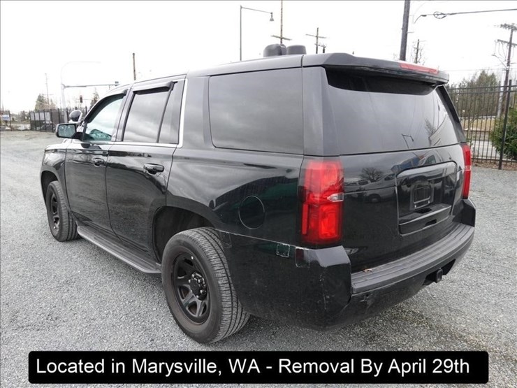 2016-chevrolet-tahoe-image-14