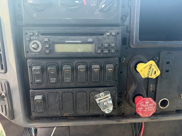 2006-international-4300-sba-image-39