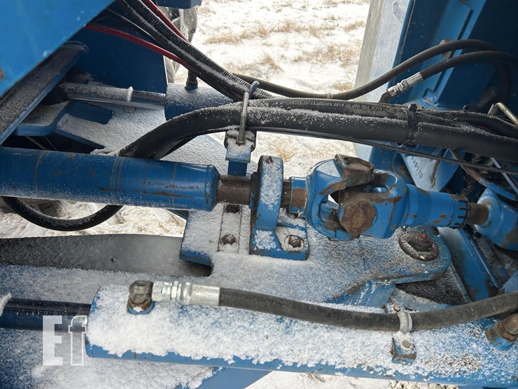 2013-mac-don-a30-d-image-56