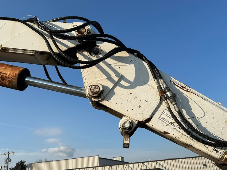 peterbilt-365-image-39