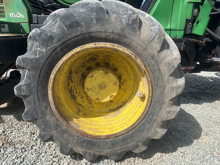 deere-1110e-image-116