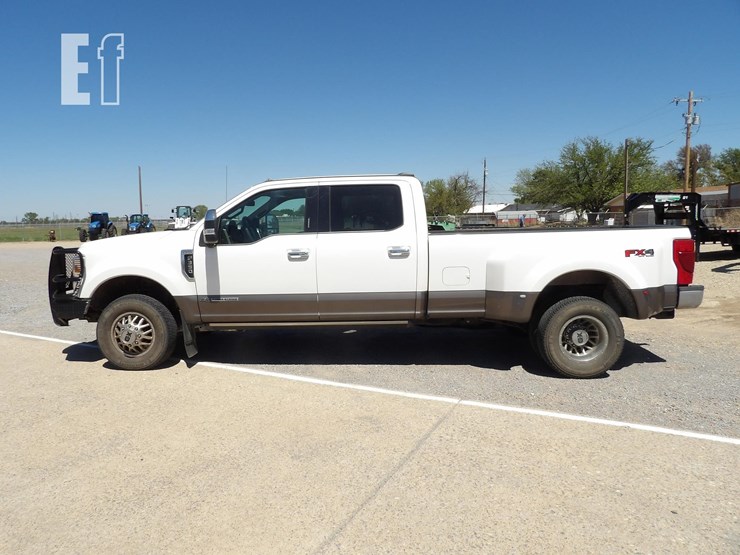 2020-ford-f350-sd-king-ranch-image-2