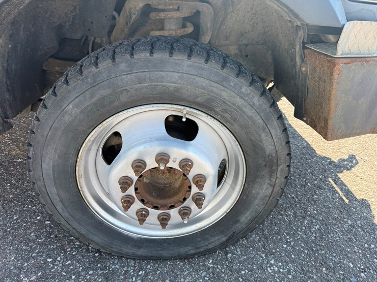 #1060-•-2015-ram-5500-heavy-duty-service-truck-image-47