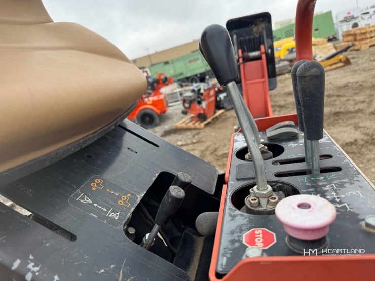 2017-ditch-witch-rt45-image-11