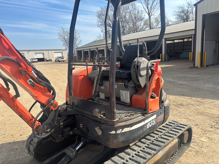kubota-u35-image-7