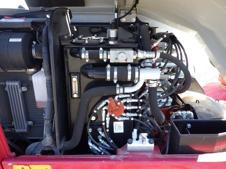 takeuchi-tb260-image-36