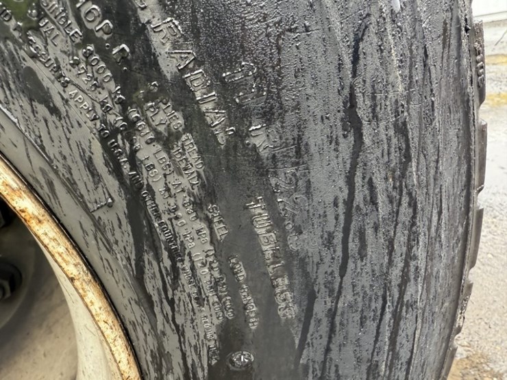 2008-ford-f750-image-12