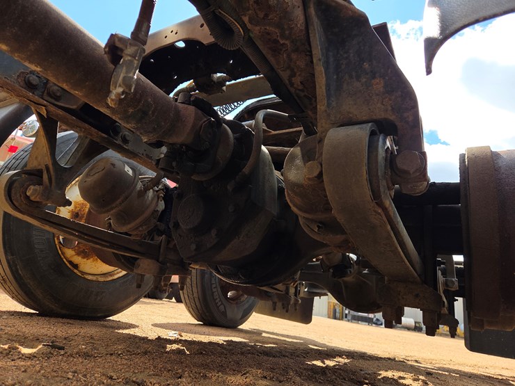 2012-international-prostar-image-29