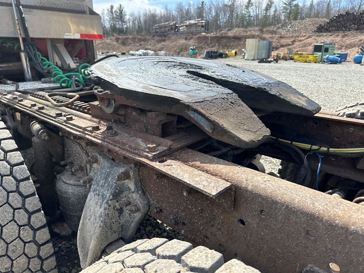 2001-caterpillar-c15-image-15