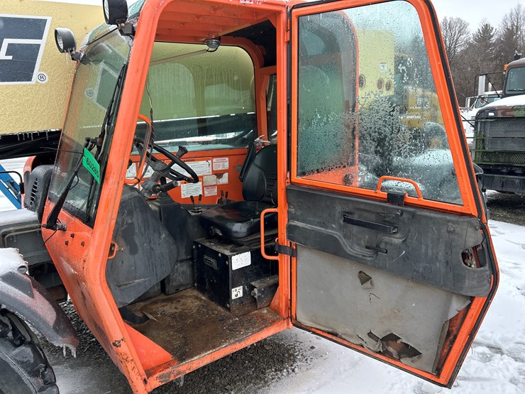 2006-jlg-g12-55a-image-52