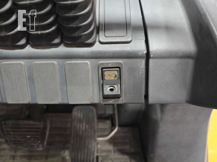 2018-caterpillar-gp25n-image-20