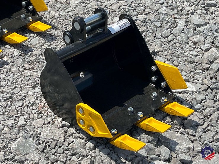 unused-2026-ce-16"-toothed-bucket-image-7