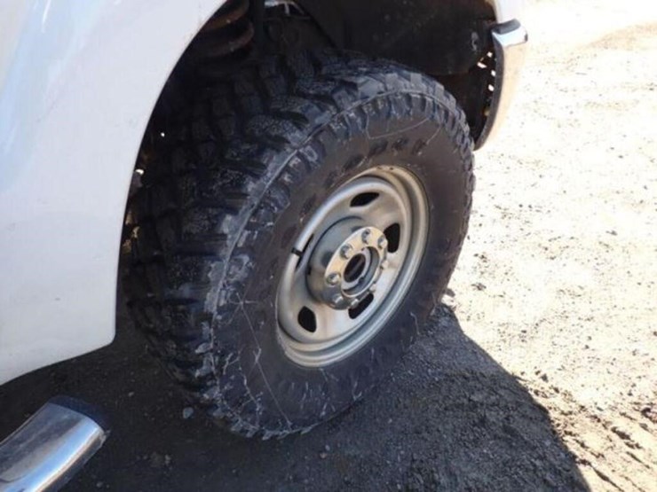 2016-ford-f350-xlt-image-37