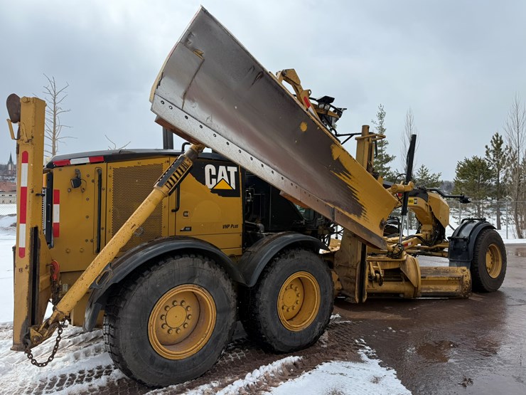 caterpillar-160m-image-5