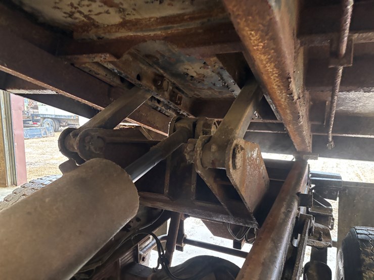 1995-gmc-topkick-image-60