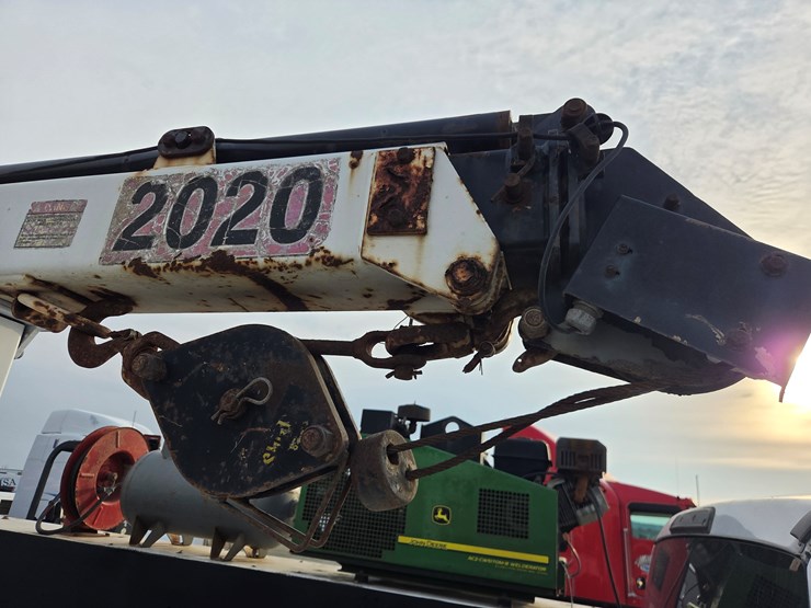 2018-ford-f550-xl-image-33