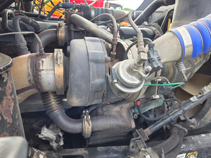 2007-massey-ferguson-8-image-60