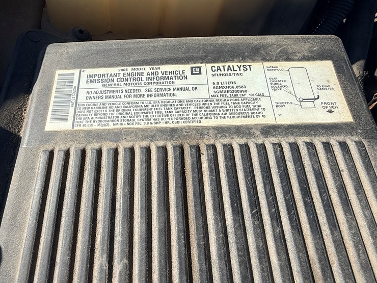 2006-chevrolet-3500hd-image-61