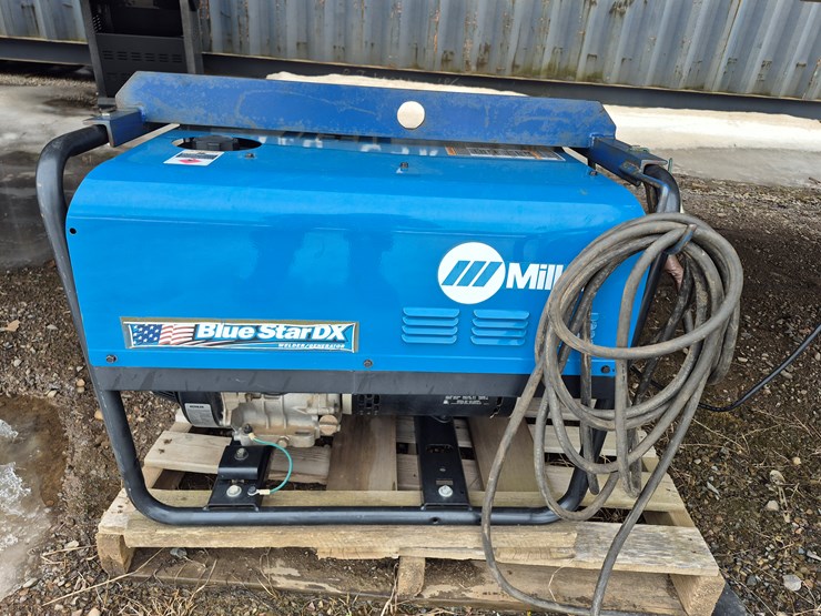 #2031-•-miller-blue-star-dx-welder-generator-image-1