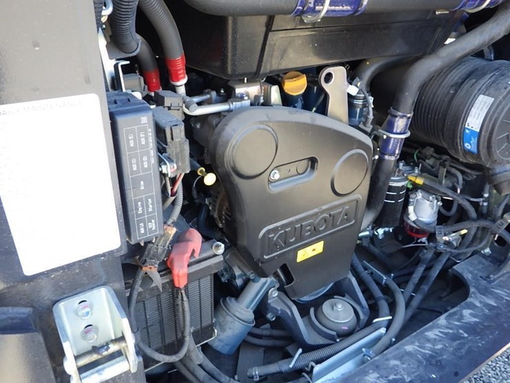 2024-kubota-svl75-3-image-11