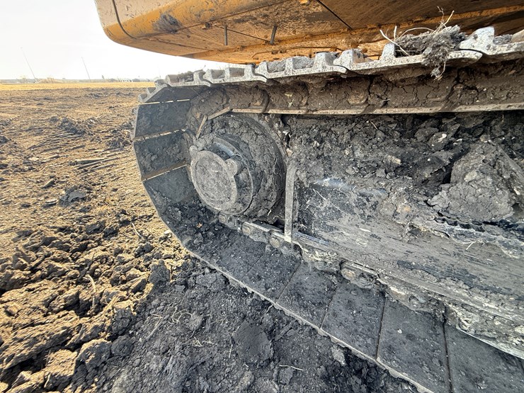 caterpillar-340-image-59