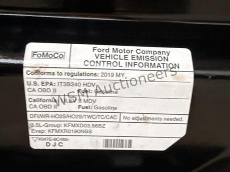 2019-ford-transit-image-19