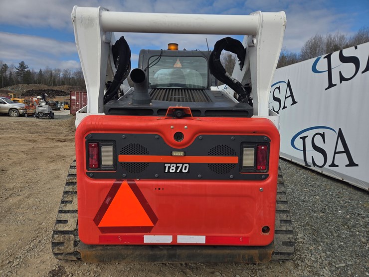 bobcat-t870-image-4