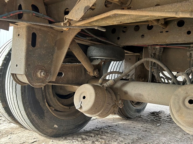 2000-wilkens-walking-floor-image-23